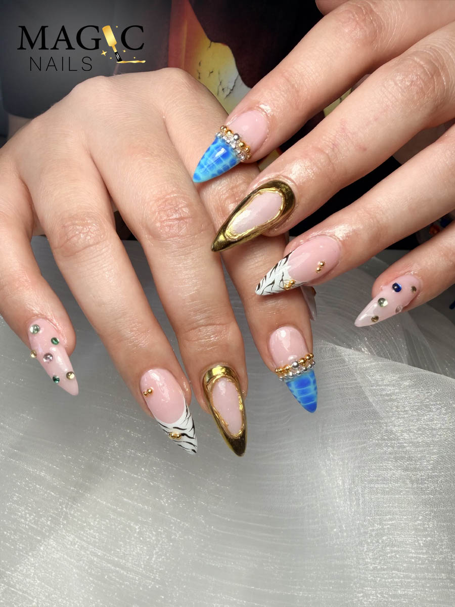 Magic Nails 