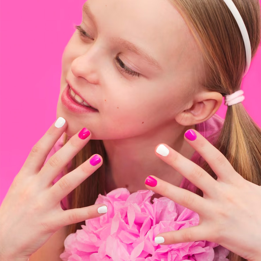 Magic Nails 
